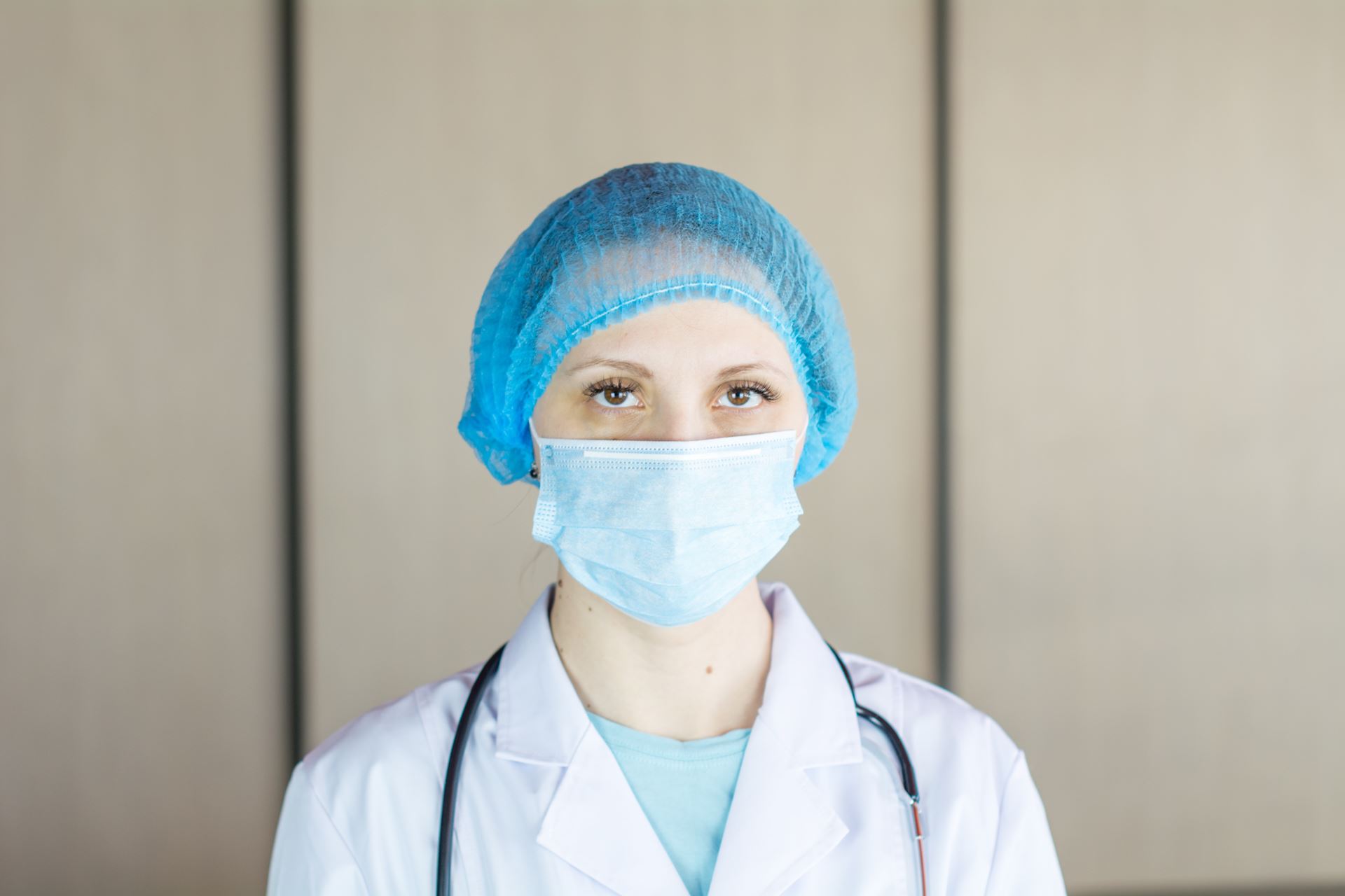doctor in ppe